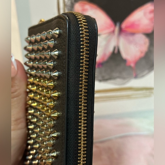 Christian Louboutin Long Wallet Studs Round Zip Gradation - Picture 3 of 12